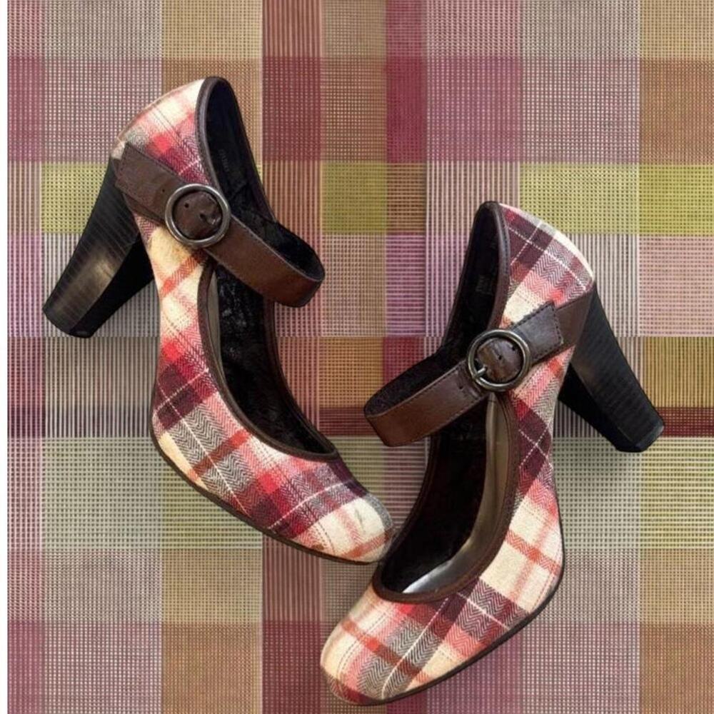 Vintage 2000s LEI Plaid Platform Heels
